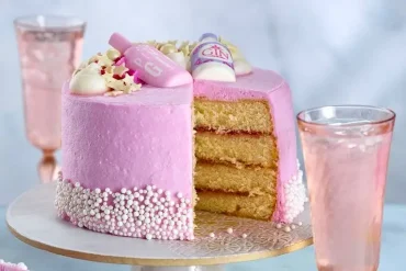 Pink Gin Cake